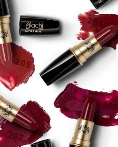 رژجامد اوراچی